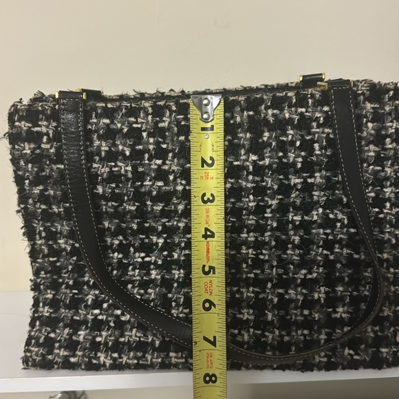 Kate Spade Preppy Black & White Tweed Shoulder Bag - Picture 11 of 13